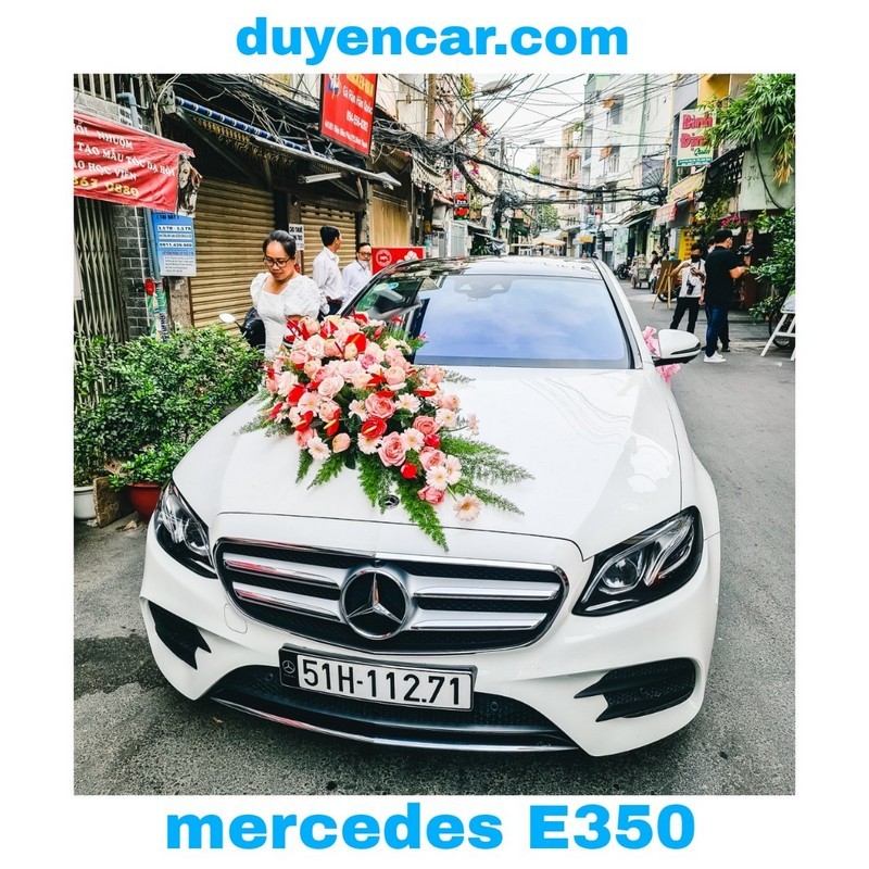 Thuê xe cưới Mercedes E350